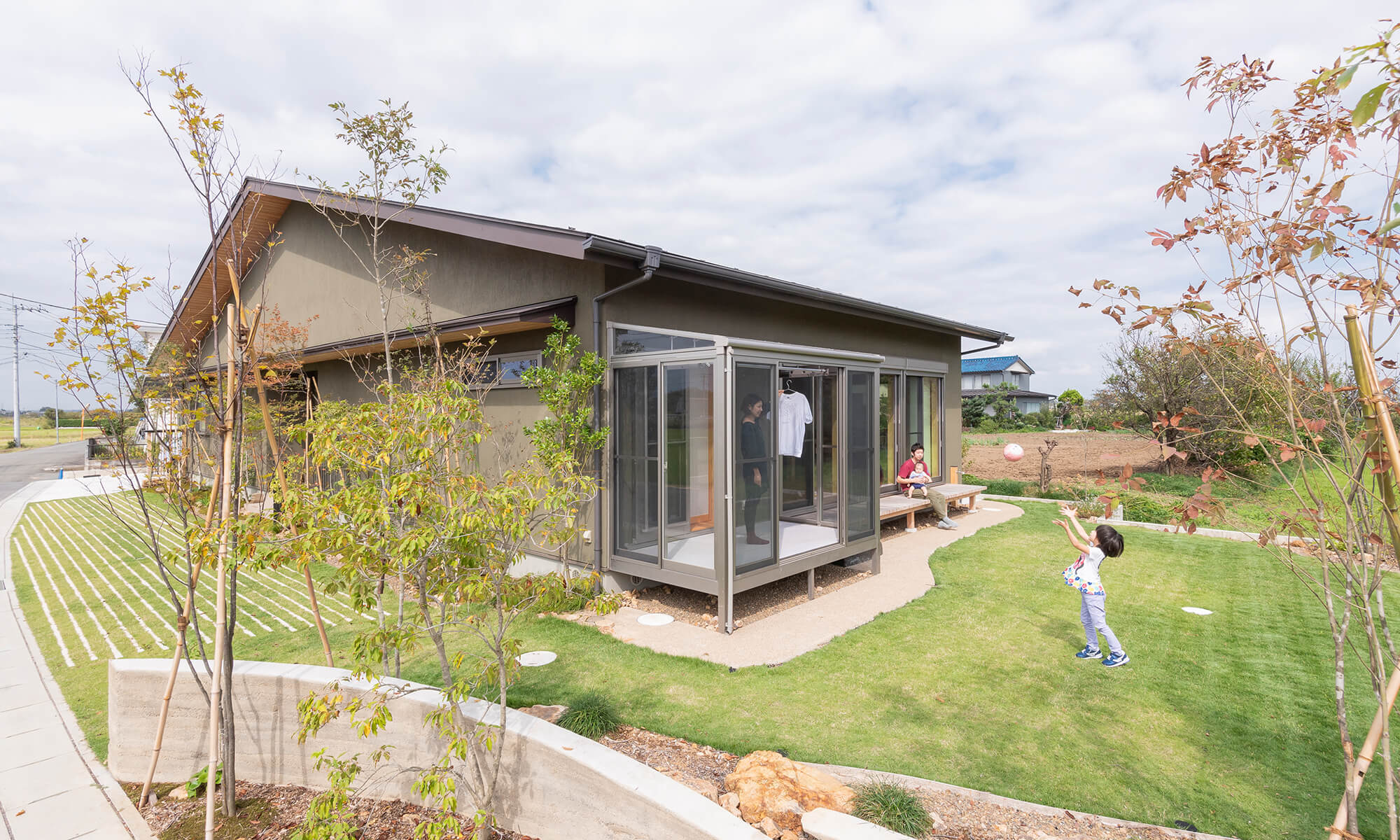 無垢の木と手造り技が魅せる家